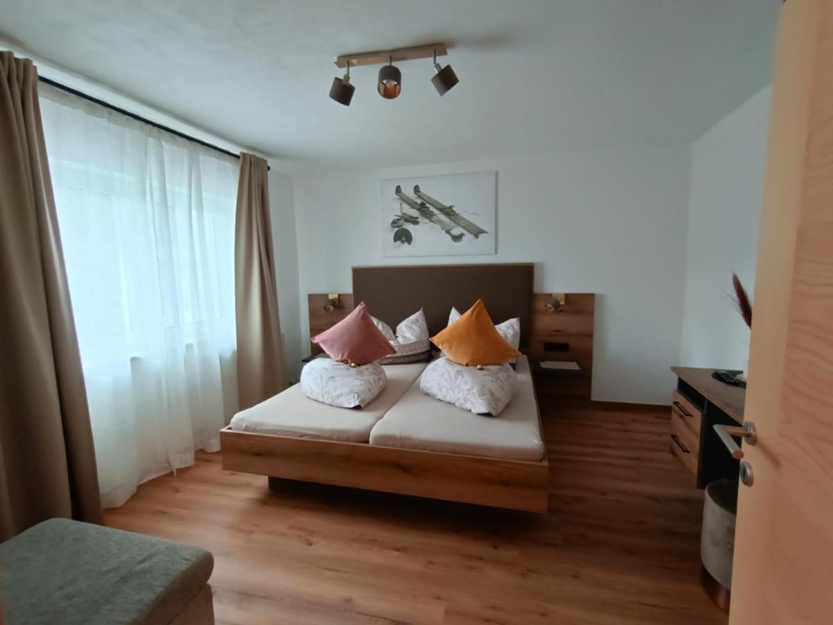 Apartamento Haus Felix Pettneu am Arlberg Exterior foto